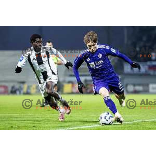 Faad Sana vs Karol Borys in action during Prva liga Telemach 2025/26 football match between NK Mura and NK Maribor in Fazanerija, Murska Sobota, Slovenia on November 29, 2025. Photo: Jure Banfi