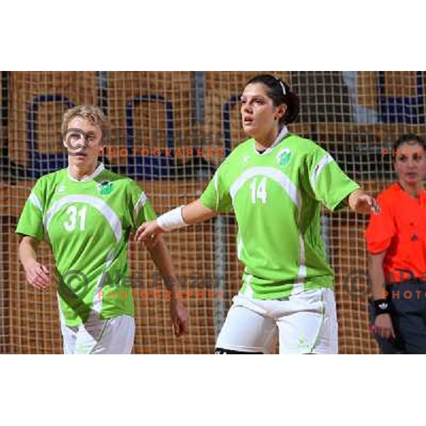 Olga Ceckova (31), Dolores Naglic (14) 