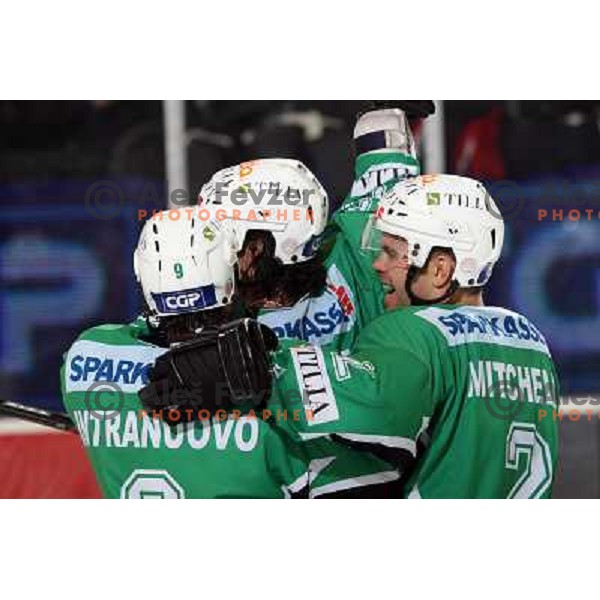 Intranuovo, Banham, Mitchell at ice-hockey match Tilia Olimpija- Acroni Jesenice in round 23 of EBEL league, played in Hala Tivoli, Ljubljana, Slovenia 21.11.2008. Tilia Olimpija won 4:3 