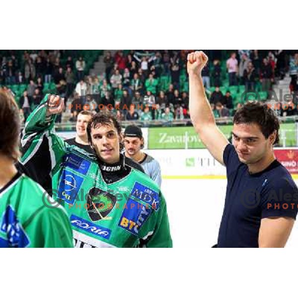 Sila and Cvetek at ice hockey match Tilia olimpija- VSV in EBEL leageu, played in Hala Tivoli 5.12.2008. Tilia Olimpija won 7:5 after penalty shot-out 