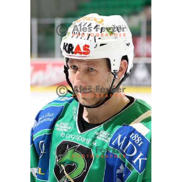 Tomaz Vnuk at ice hockey match Tilia olimpija- VSV in EBEL leageu, played in Hala Tivoli 5.12.2008. Tilia Olimpija won 7:5 after penalty shot-out 