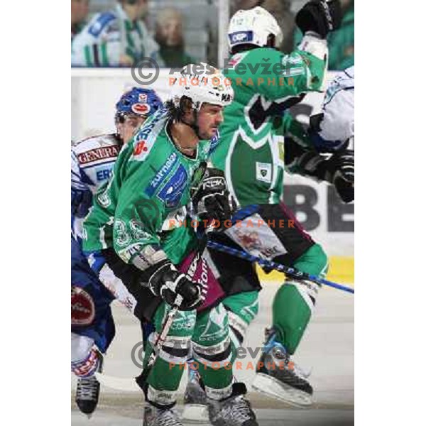 Frank Banham at ice hockey match Tilia olimpija- VSV in EBEL leageu, played in Hala Tivoli 5.12.2008. Tilia Olimpija won 7:5 after penalty shot-out 