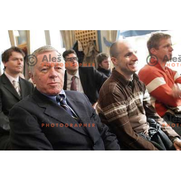 Tone Vogrinec at press conference in hotel Union , Ljubljana, Slovenia on 1st march 2006