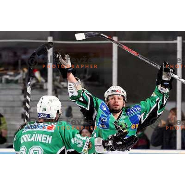 Brendan Yarema celebrates goal at ice hockey match Tilia Olimpija-Acroni Jesenice in round 39 of Ebel league, played in Hala Tivoli, Ljubljana 30.12.2008 