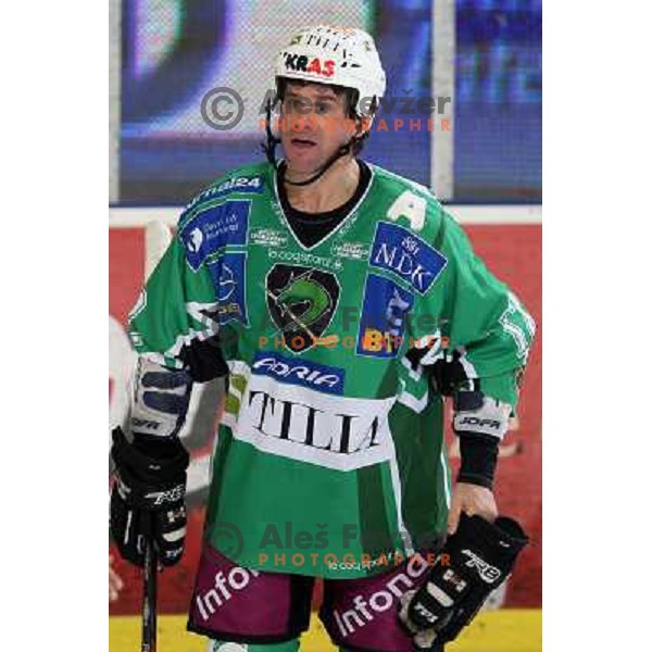Todd Elik at ice hockey match Tilia Olimpija- TWK Innsbruck in round 42 of Ebel league, played in Hala Tivoli, Ljubljana 6.1.2008. TWK innsbruck won 3:2 after penalty shot-out 