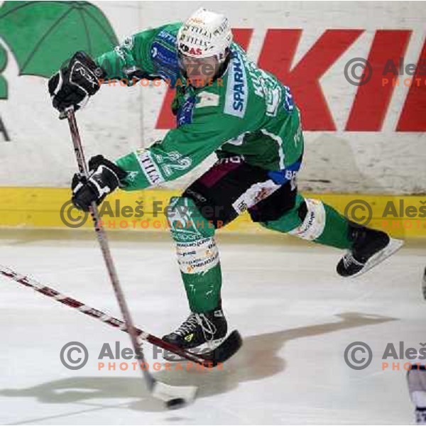 Greg Kuznik at ice hockey match Tilia Olimpija- Alba in round 44 of Ebel league, played in Hala Tivoli, Ljubljana 11.1.2009. Tilia Olimpija won 2:1 