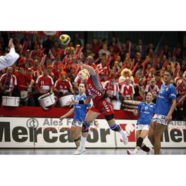 Golubic at handball match Krim Mercator- Buducnost in EHF Women\'s Championsleague, played at Kodeljevo, Ljubljana 22.2.2009. Krim Mercator won 35:28 