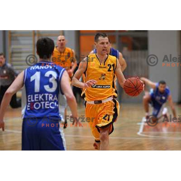 Duscak at basketball match Luka Koper-Elektra Esotech in round 21 of UPC league, played in Koper 7.3.2009. Elektra Esotech won 95:81 