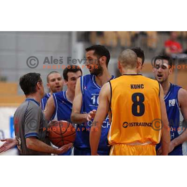 basketball match Luka Koper-Elektra Esotech in round 21 of UPC league, played in Koper 7.3.2009. Elektra Esotech won 95:81 
