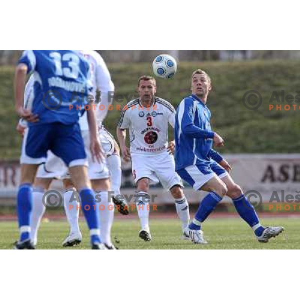 Suad Grabus (3) and Damir Pekic (9) at football match Interblock- Nafta in round 25 of Prva liga Telekom Slovenije, played in Ljubljana 21.3.2009 