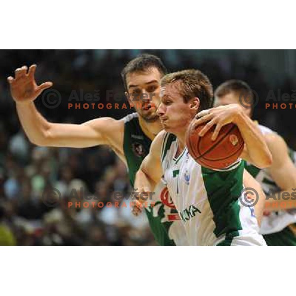 Begic , Petrov at basketball match Krka - Union Olimpija in UPC league, played in Leon Stukel sports hall , Novo Mesto 11.04.2009. Krka lost 62:71 