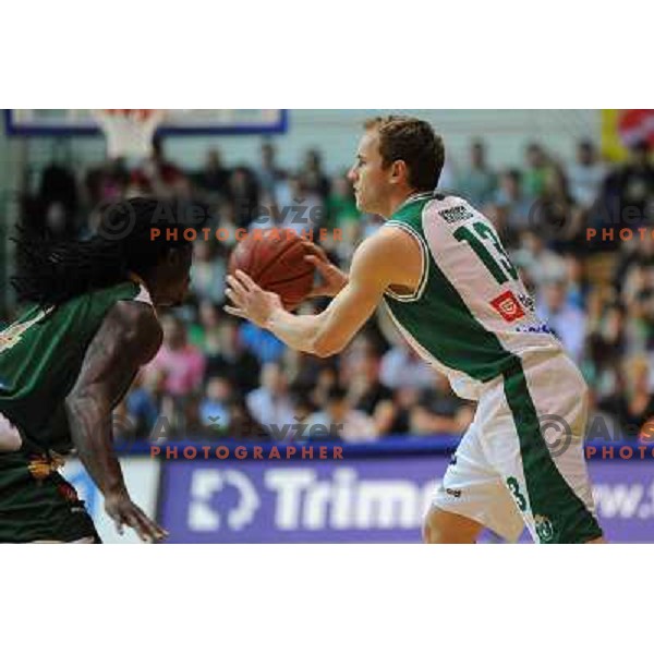 Greene, Krivec at basketball match Krka - Union Olimpija in UPC league, played in Leon Stukel sports hall , Novo Mesto 11.04.2009. Krka lost 62:71 