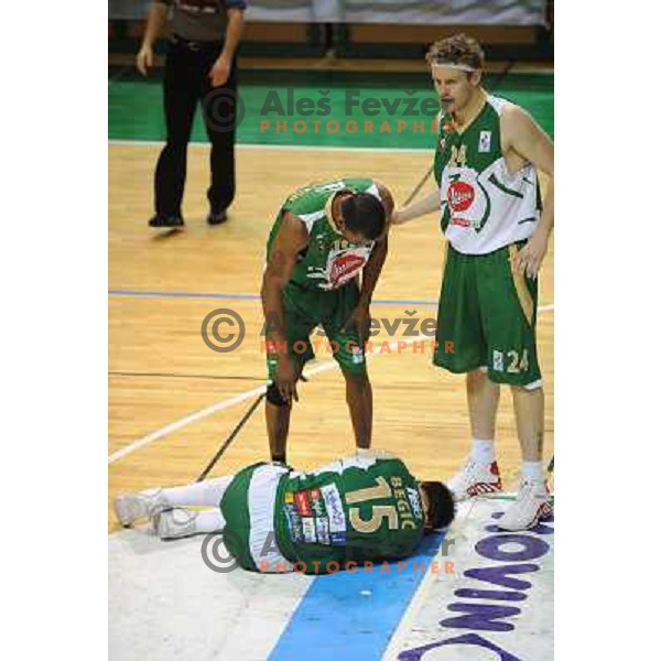 Begic, Harrington , Zupan at basketball match Krka - Union Olimpija in UPC league, played in Leon Stukel sports hall , Novo Mesto 11.04.2009. Krka lost 62:71 