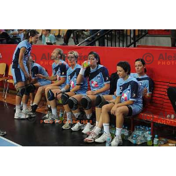 Slovenian handball team at handball match Slovenia - Italy, friendly match of theslovenian women\'s national handball team , Kodeljevo , Ljubljana 