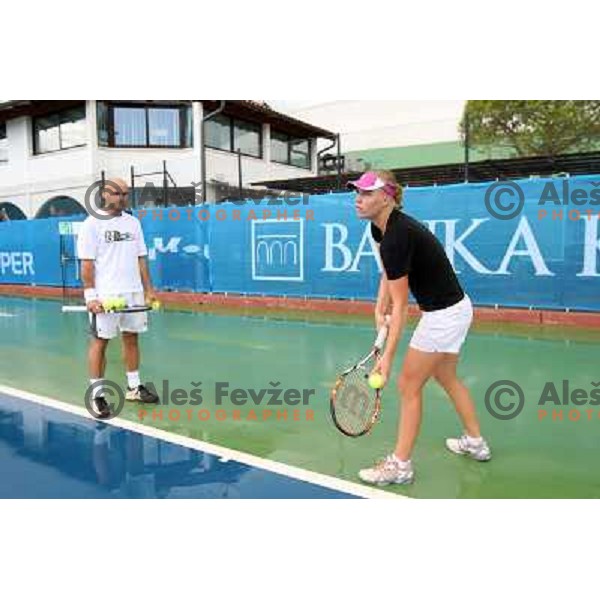Coach Marko Tkalec and Masa Zec Peskiric at practice for Banka Koper Slovenia Open, WTA tour tournament, Portoroz 18.7.2009 