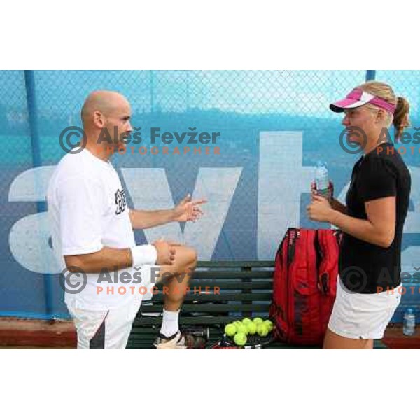 Coach Marko Tkalec and Masa Zec Peskiric before practice for Banka Koper Slovenia Open, WTA tour tournament, Portoroz 18.7.2009 