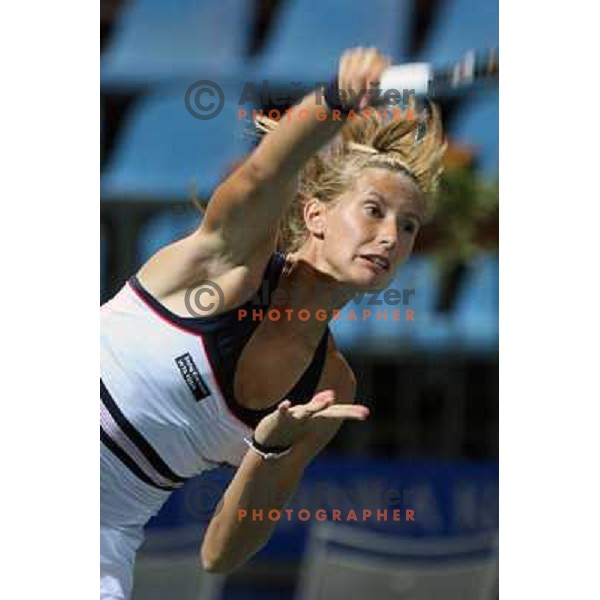 Polona Hercog (SLO) in action during match in first round of Banka Koper Slovenia Open WTA tour tennis tournament in Portoroz, Slovenia 20.7.2009 