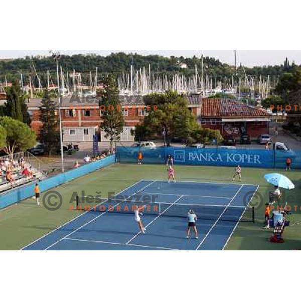  action in second round of Banka Koper Slovenia Open, WTA tour, Portoroz, Slovenia 22.7.2009 