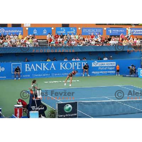 Dinara Safina (RUS) during action in second round of Banka Koper Slovenia Open, WTA tour, Portoroz, Slovenia 22.7.2009 