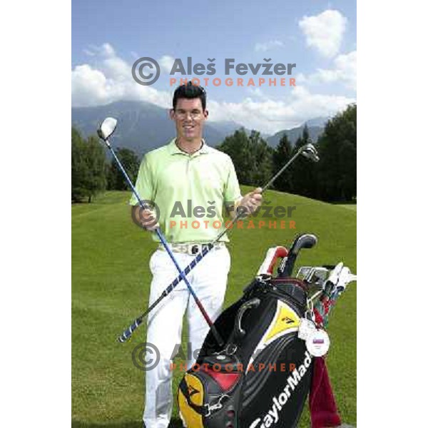 Gojcic Matjaz with long putter and driver