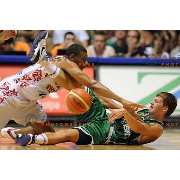 Klobucar at the basketballl game Slovenia - Russia, Friendly Match, Novo Mesto, 10.08.2009, 