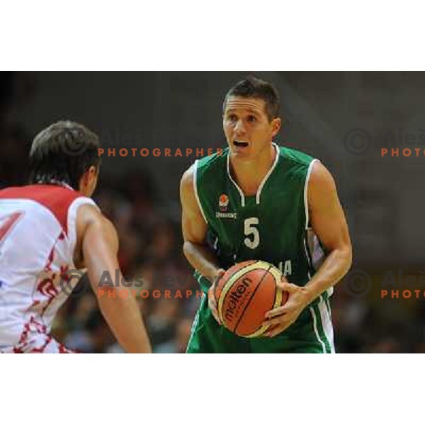Lakovic at the basketballl game Slovenia - Russia, Friendly Match, Novo Mesto, 10.08.2009, 