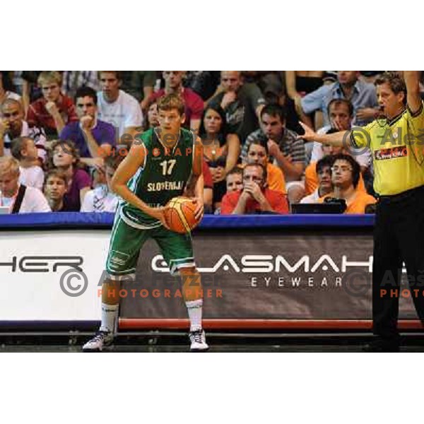 Klobucar at the basketballl game Slovenia - Russia, Friendly Match, Novo Mesto, 10.08.2009, 