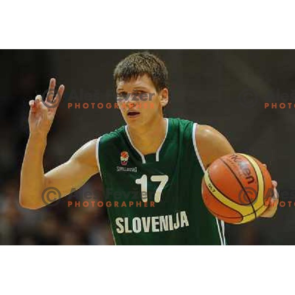 Klobucar at the basketballl game Slovenia - Russia, Friendly Match, Novo Mesto, 10.08.2009, 