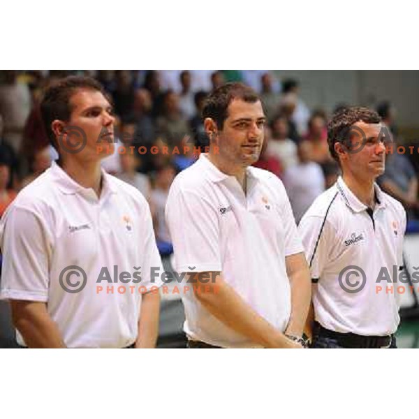 Mahoric, Gekas, Alilovic at the basketballl game Slovenia - Russia, Friendly Match, Novo Mesto, 10.08.2009, 
