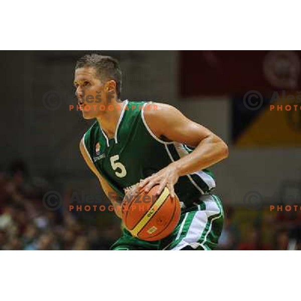 Lakovic at the basketballl game Slovenia - Russia, Friendly Match, Novo Mesto, 10.08.2009, 