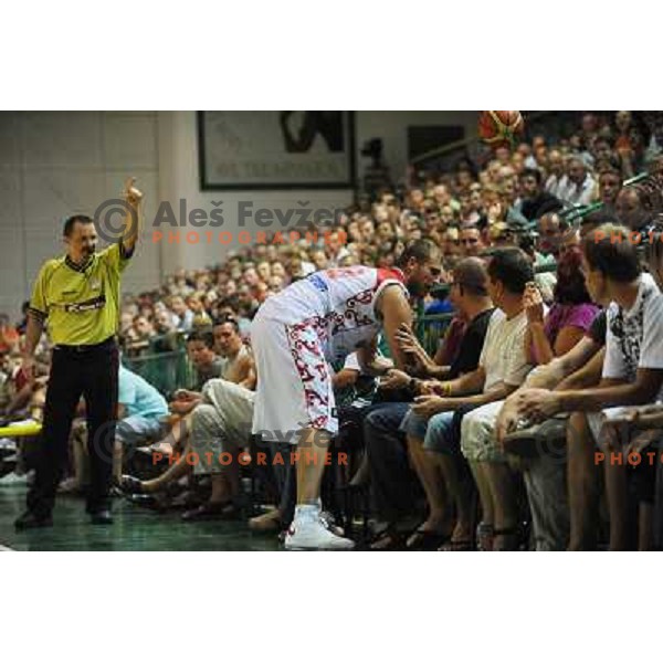  at the basketballl game Slovenia - Russia, Friendly Match, Novo Mesto, 10.08.2009, 
