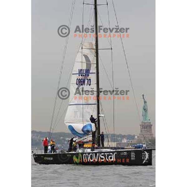 Movistar crew packing their sails