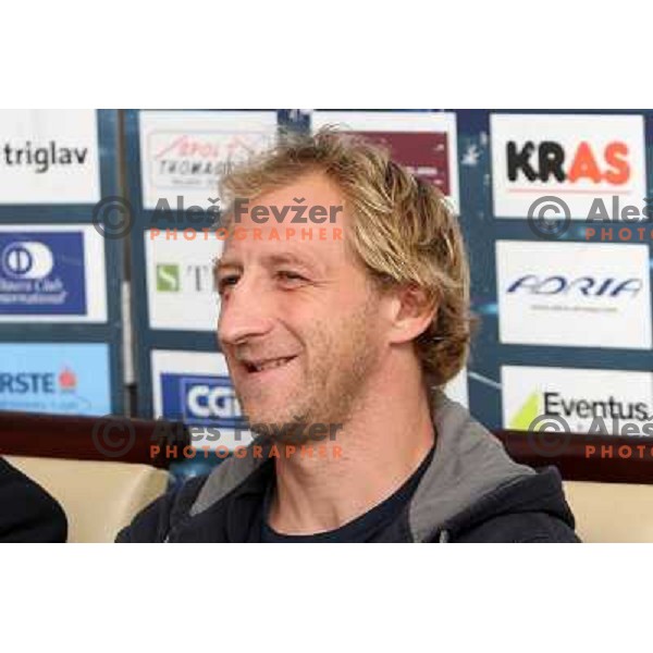 Tomaz Vnuk , ice- hockey player of Tilia Olimpija announced his retirement from active playing at press conference in Hala Tivoli, Ljubljana, Slovenia 5.10.2009 