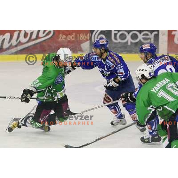 FRank Banham, Brendan Yarema during ice-hockey match Tilia Olimpija- VSV, played in round 11 of Ebel league in Hala Tivoli, Ljubljana 9.10.2009. Tilia Olimpija won 3:0 