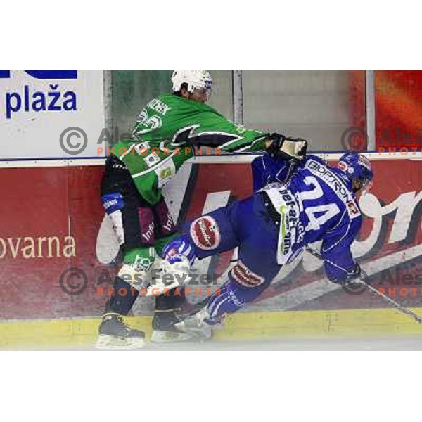 Greg Kuznik during ice-hockey match Tilia Olimpija- VSV, played in round 11 of Ebel league in Hala Tivoli, Ljubljana 9.10.2009. Tilia Olimpija won 3:0 