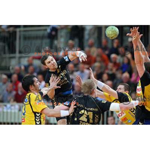 Ivan Cupic in action during handball match Cimos Koper- Gorenje in MIK 1.liga, played in Bonifika Hall, koper, Slovenia 15.11.2009 