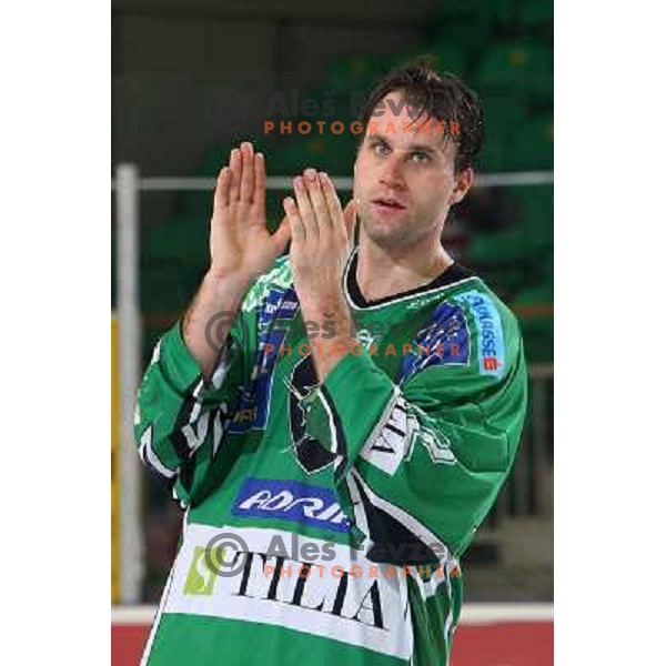 Greg Kuznik celebrates victory after ice-hockey match Tilia Olimpija- Acroni Jesenice in Ebel league, played in Hala Tivoli, Ljubljana, Slovenia 27.11.2009. 