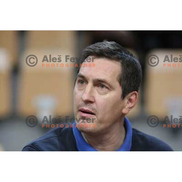 Coach Roman Zarabec in action during handball match Slovan- Ribnica Riko Hise in round 12 of MIK 1.liga, played at Kodeljevo Hall, Ljubljana, Slovenia 9.12.2009 