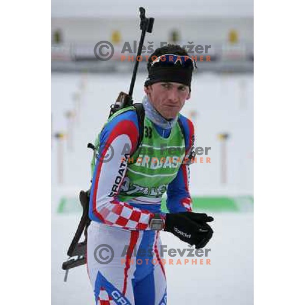 Jakov Fak during official training, E-on Ruhrgas Biatlon World Cup, 16.12.2009, Pokljuka, Slovenija 