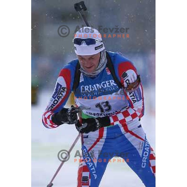 Jakov Fak in action during E-on Ruhrgas IBU Biatlon World Cup, men 20km individual, 17.12.2009, Pokljuka, Slovenia 