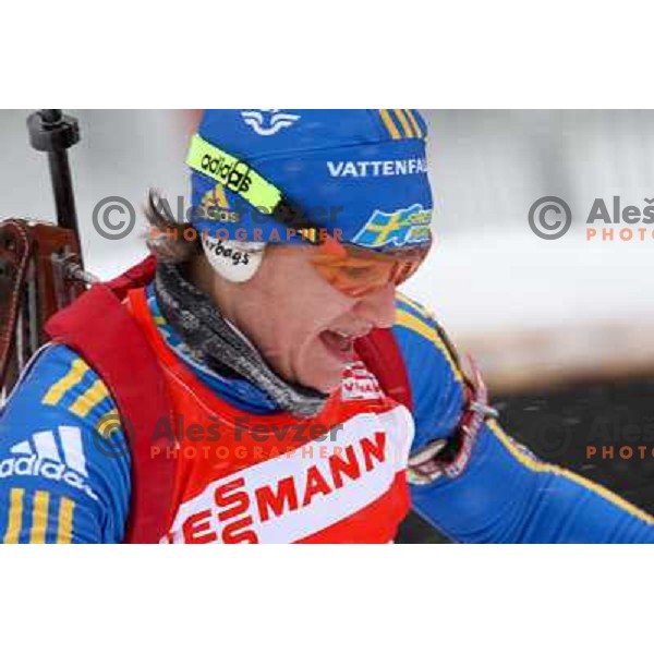 in action during E-on Ruhrgas IBU Biathlon world cup, 7.5km women sprint, 19.12.2009, Pokljuka, Slovenia 