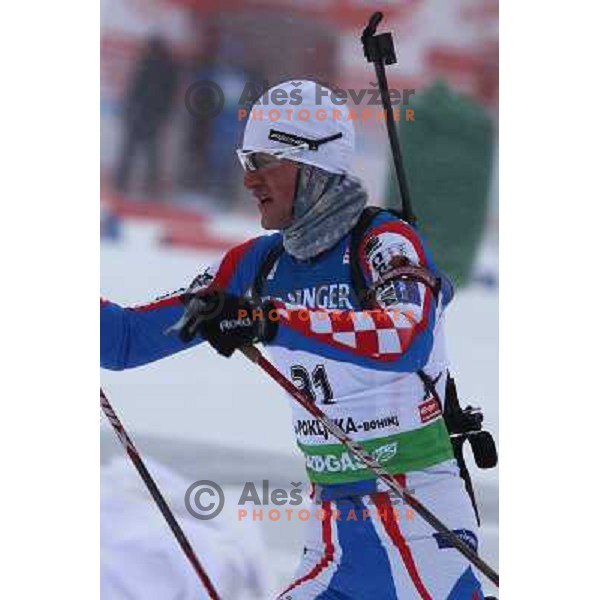in action during E-on Ruhrgas IBU Biathlon world cup, 10km men sprint, 19.12.2009, Pokljuka, Slovenia 