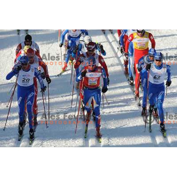 Competitiors at the 30km Classic Mass Start of the Cross-Country FIS World Cup, Rogla, Slovenia, 20.12.2009, 