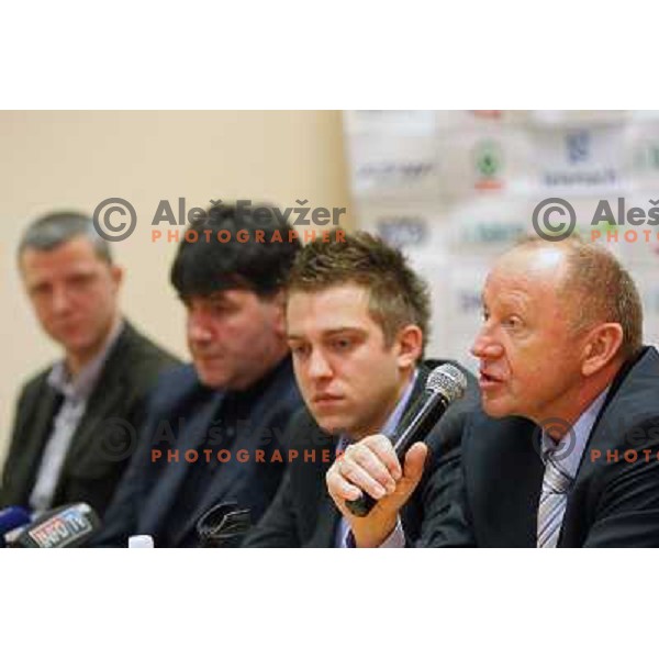 Dusan Sesok at press conference in City Hotel, Ljubljana, Slovenia 22.12.2009 