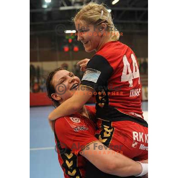Dragana Cvijic and Maja Zrnec at handball game, Krim Mercator - HCL Leipzig, played in Champions league, Ljubljana, 13.01.2010, Krim Mercator won 32:26 