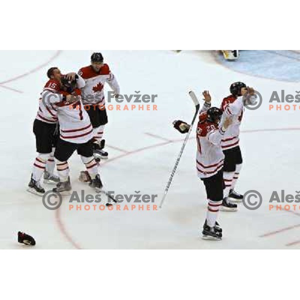  in action during ice hockey match Canada-USA in men\'s Final at the Vancouver 2010 Winter Olympic games, Canada 