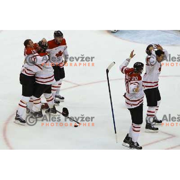  in action during ice hockey match Canada-USA in men\'s Final at the Vancouver 2010 Winter Olympic games, Canada 