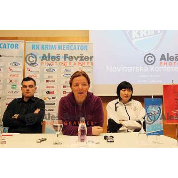 Jaka Kravanja, Marta Bon, Liudmila Bodnieva at RK Krim Mercator press conference in M hotel, Ljubljana, Slovenia 10.3.2010 