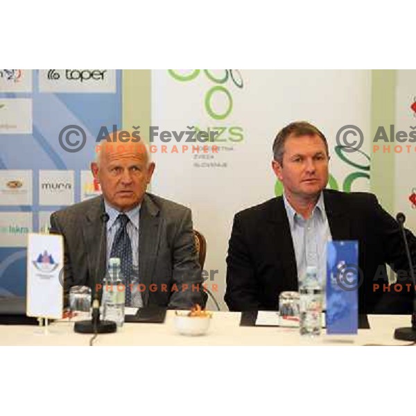 Janez Kocijancic and Matjaz Kek at press conference in hotel Union, Ljubljana, Slovenia 4.5.2010 