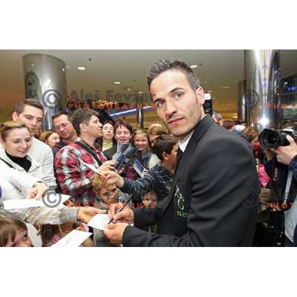 Zlatan Ljubijankic, member of Slovenia football team for 2010 World Cup in XYZ store in City Park, Ljubljana 20.5.2010 